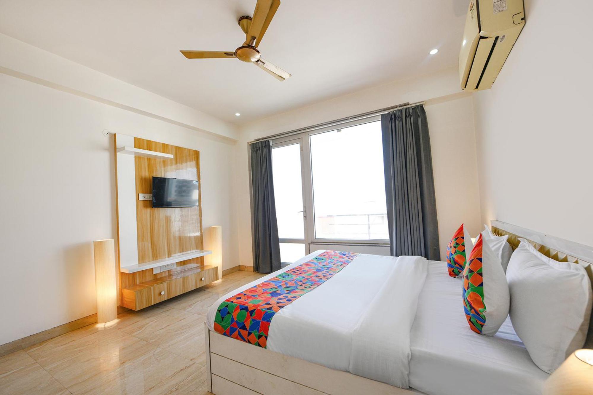 Fabhotel Ar Suites 古尔冈 外观 照片
