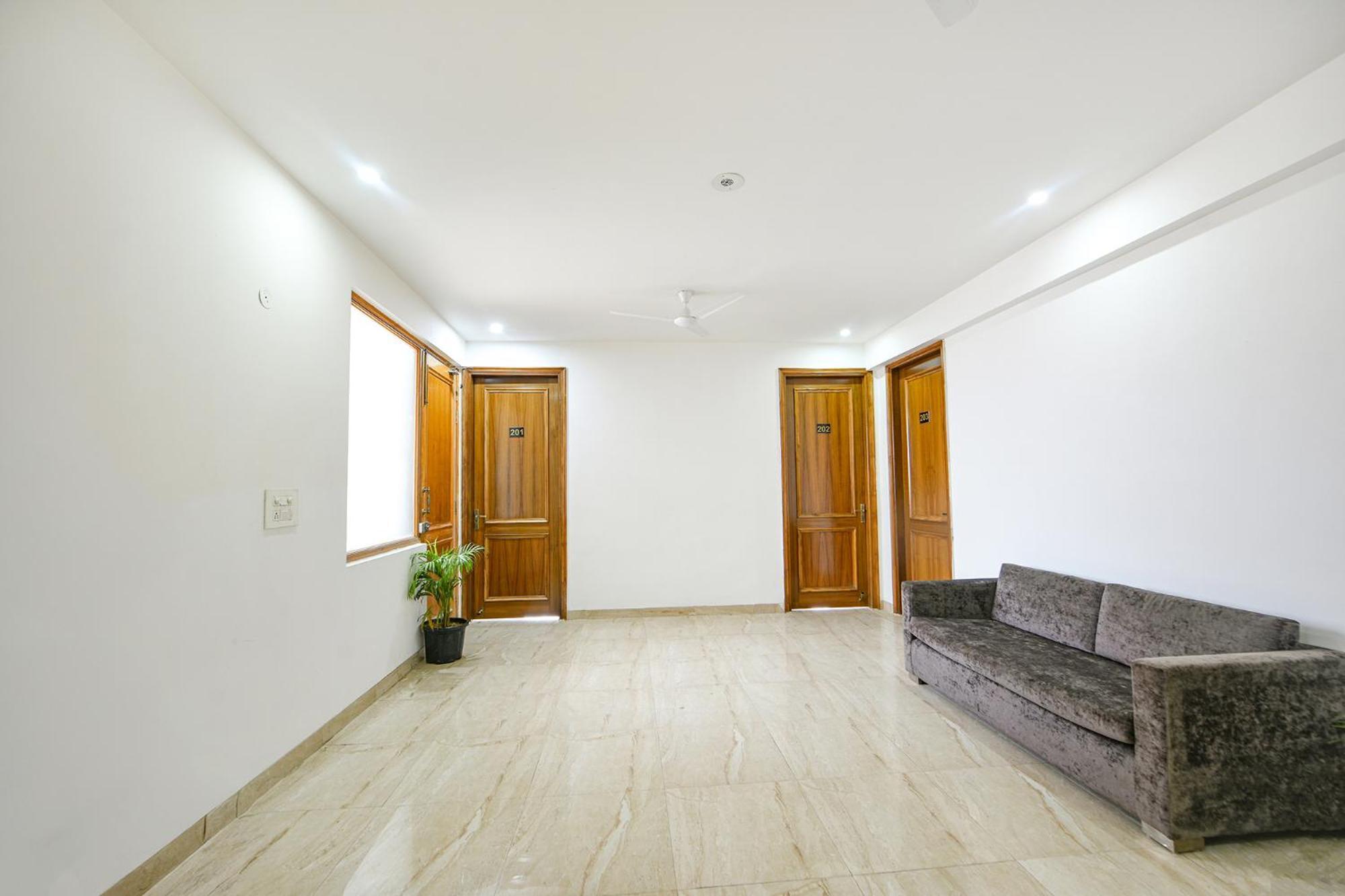 Fabhotel Ar Suites 古尔冈 外观 照片