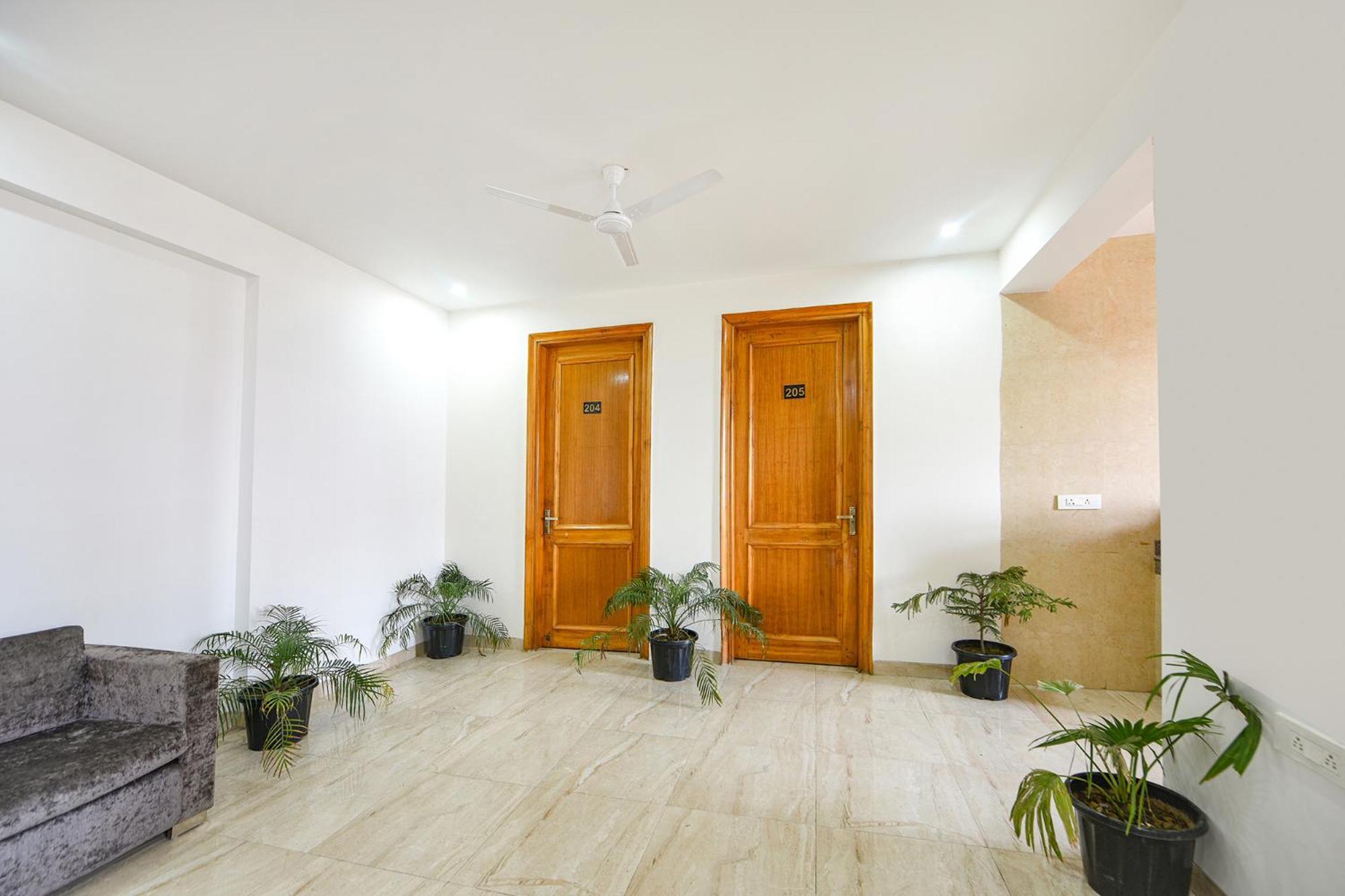 Fabhotel Ar Suites 古尔冈 外观 照片