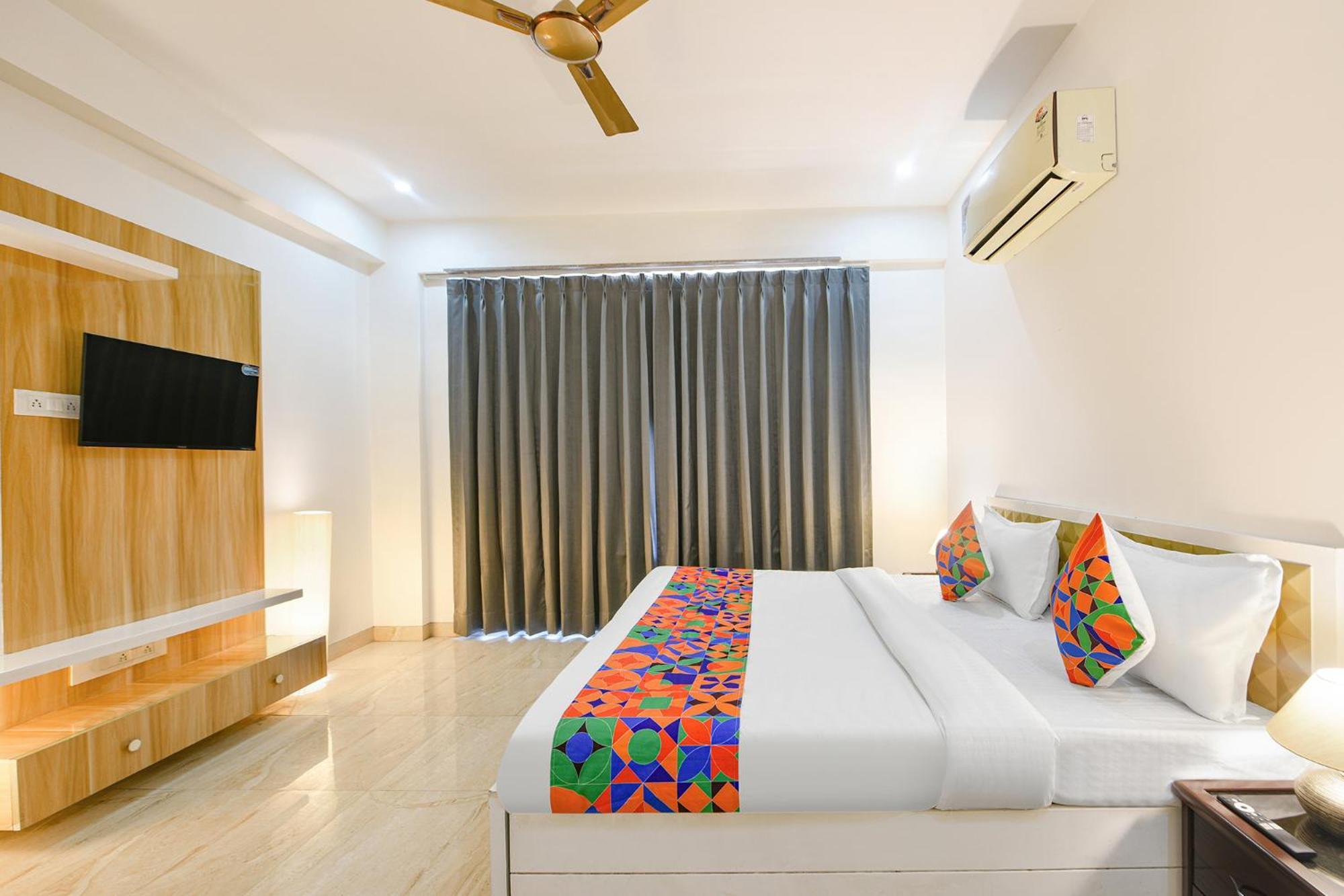 Fabhotel Ar Suites 古尔冈 外观 照片